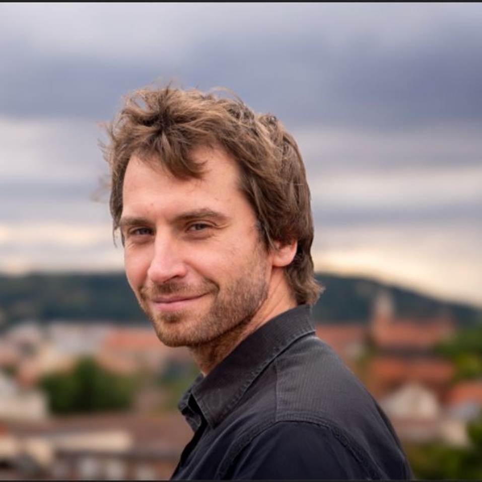 Dr. Jan Čapek